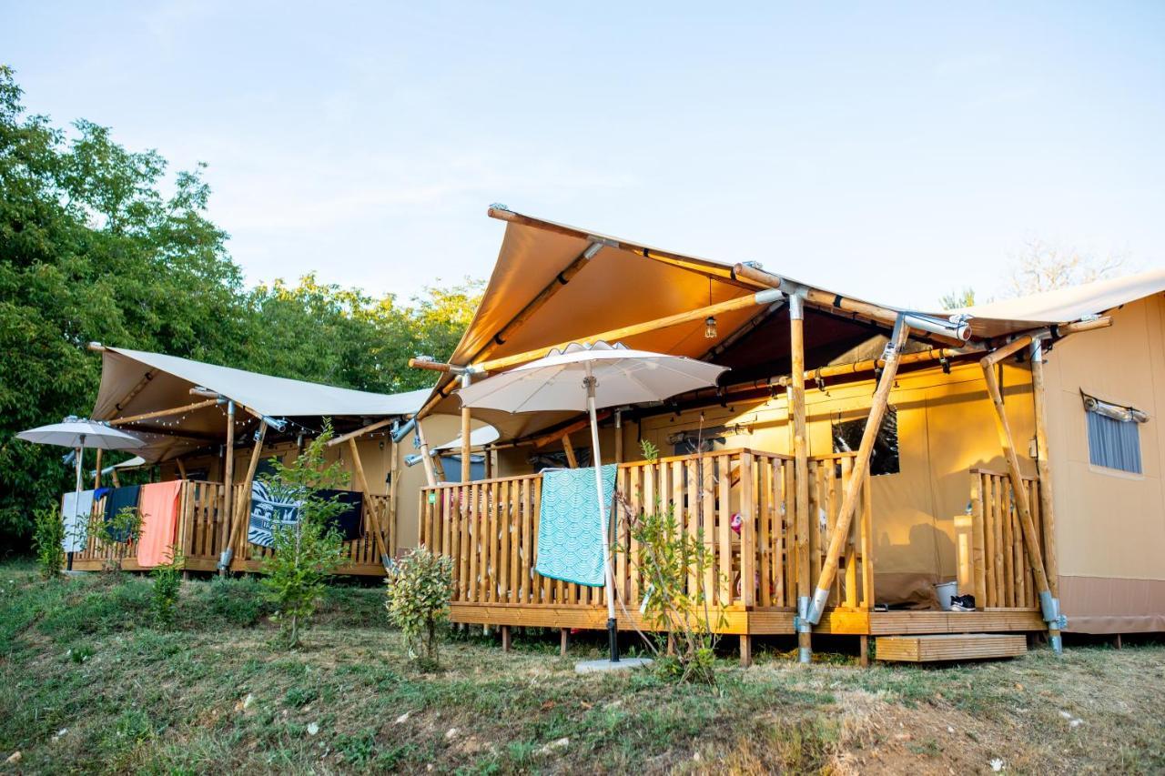 Camping Rcn Le Moulin De La Pique Belvès Esterno foto