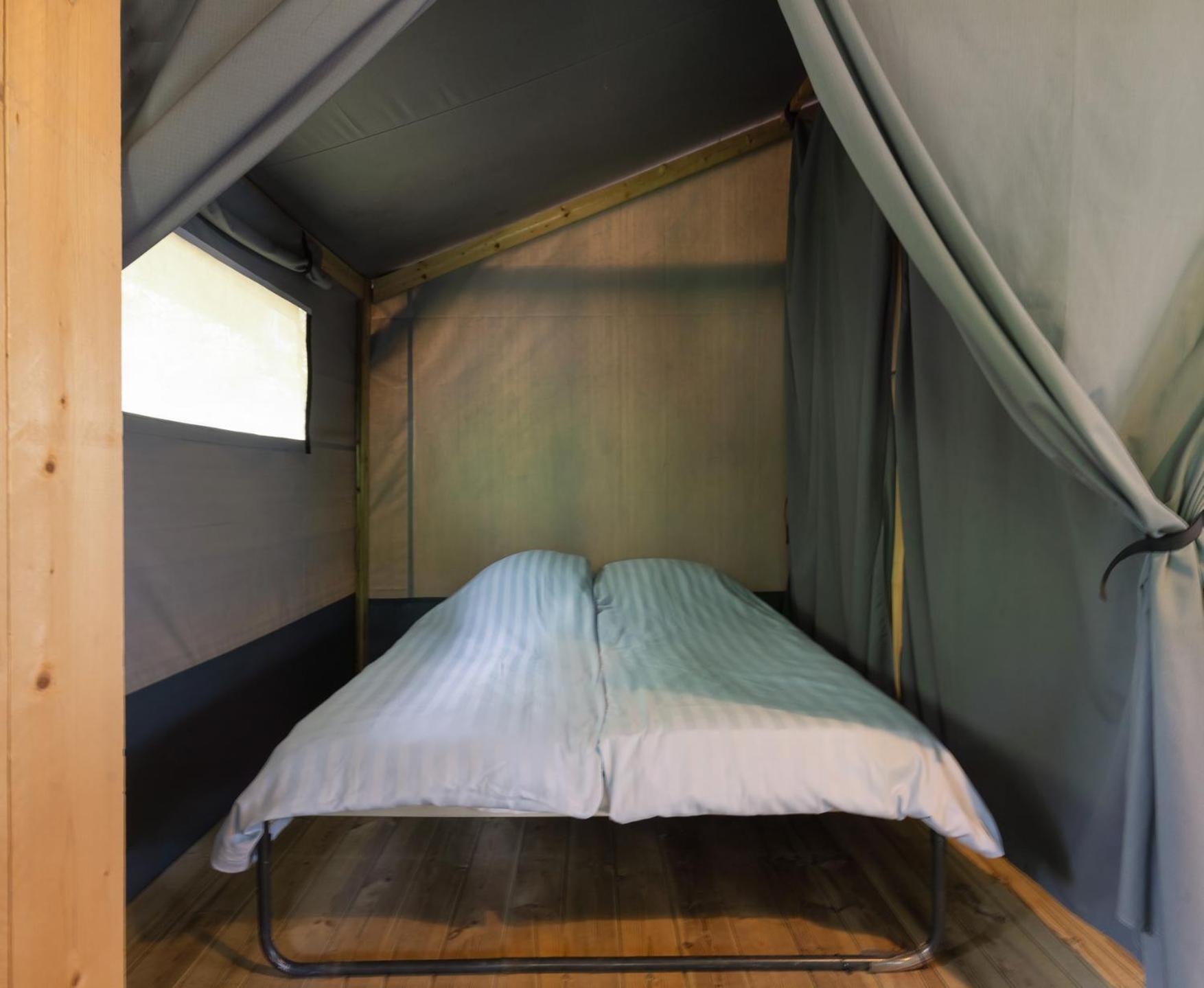 Camping Rcn Le Moulin De La Pique Belvès Camera foto