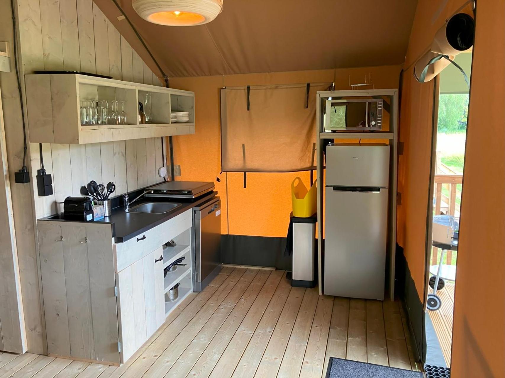 Camping Rcn Le Moulin De La Pique Belvès Camera foto