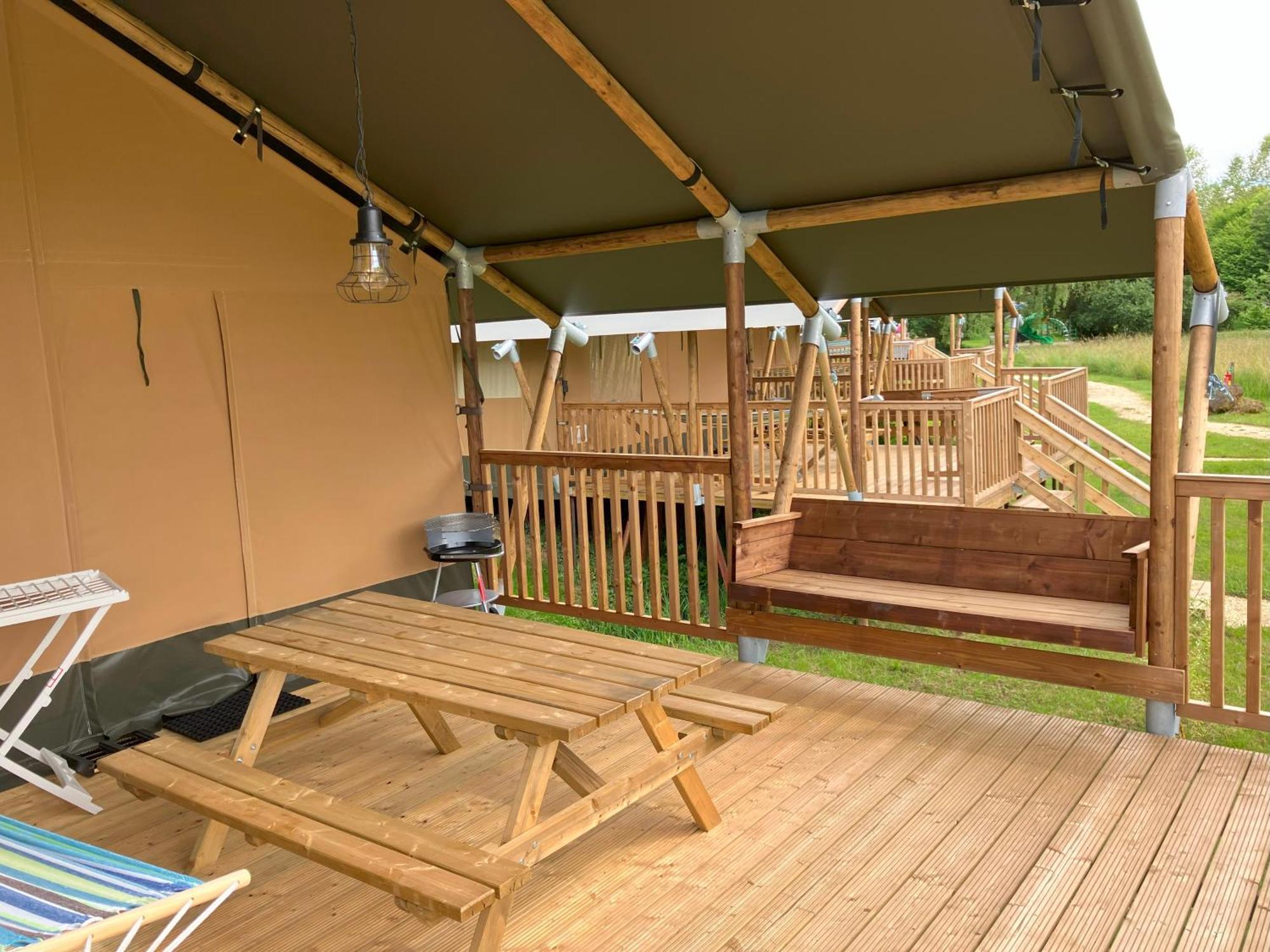 Camping Rcn Le Moulin De La Pique Belvès Camera foto