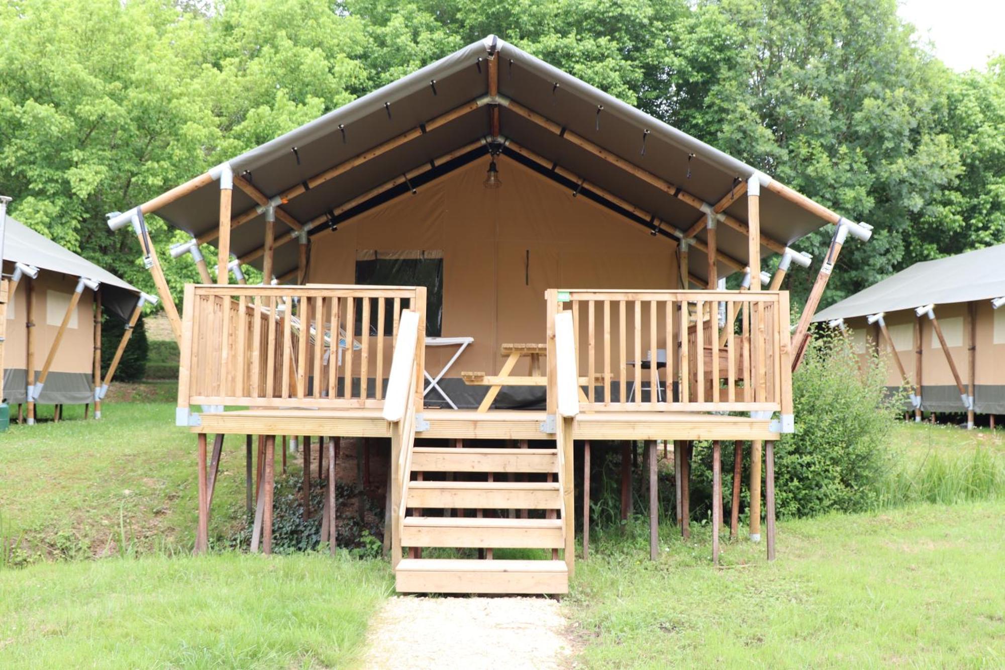 Camping Rcn Le Moulin De La Pique Belvès Camera foto