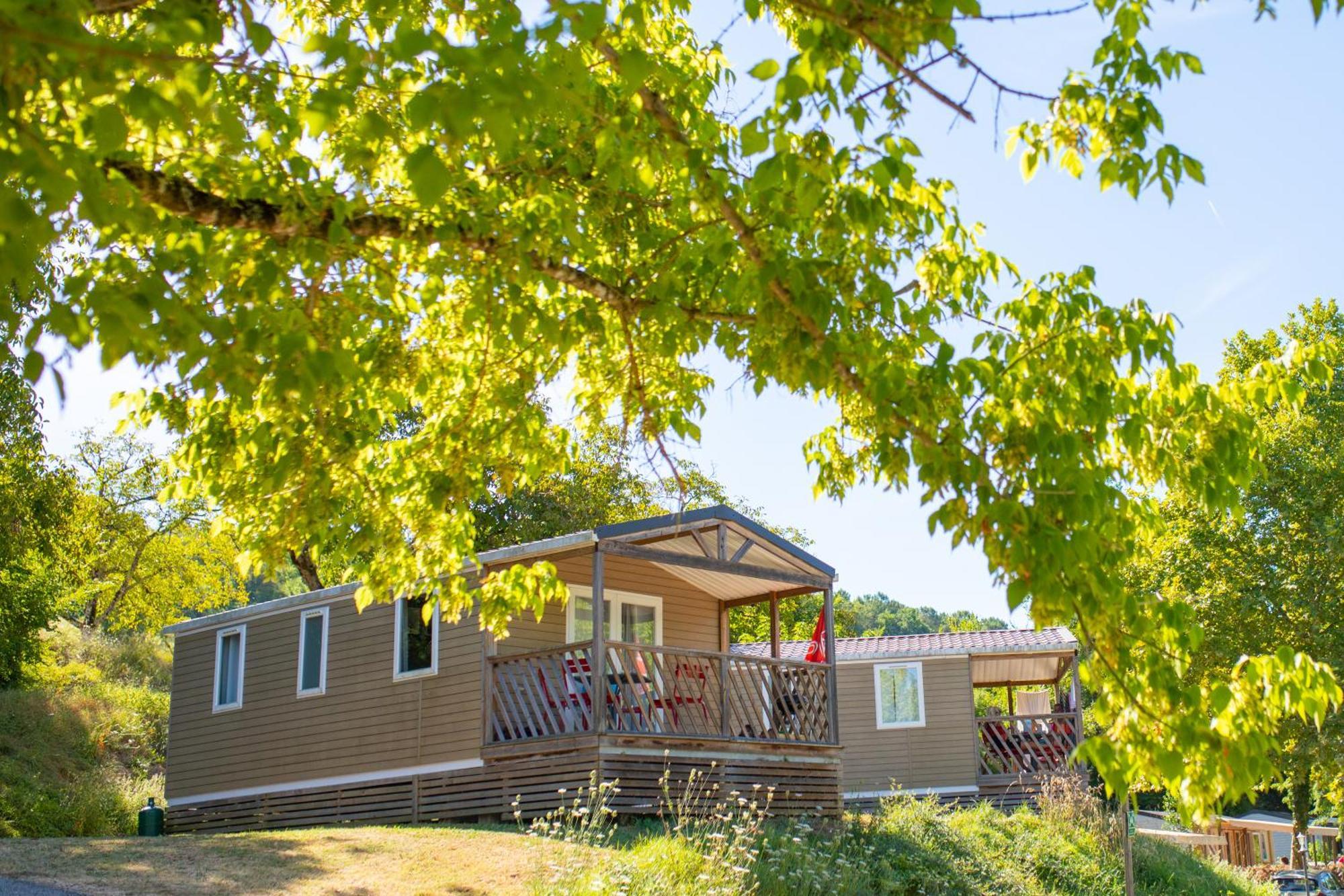 Camping Rcn Le Moulin De La Pique Belvès Esterno foto