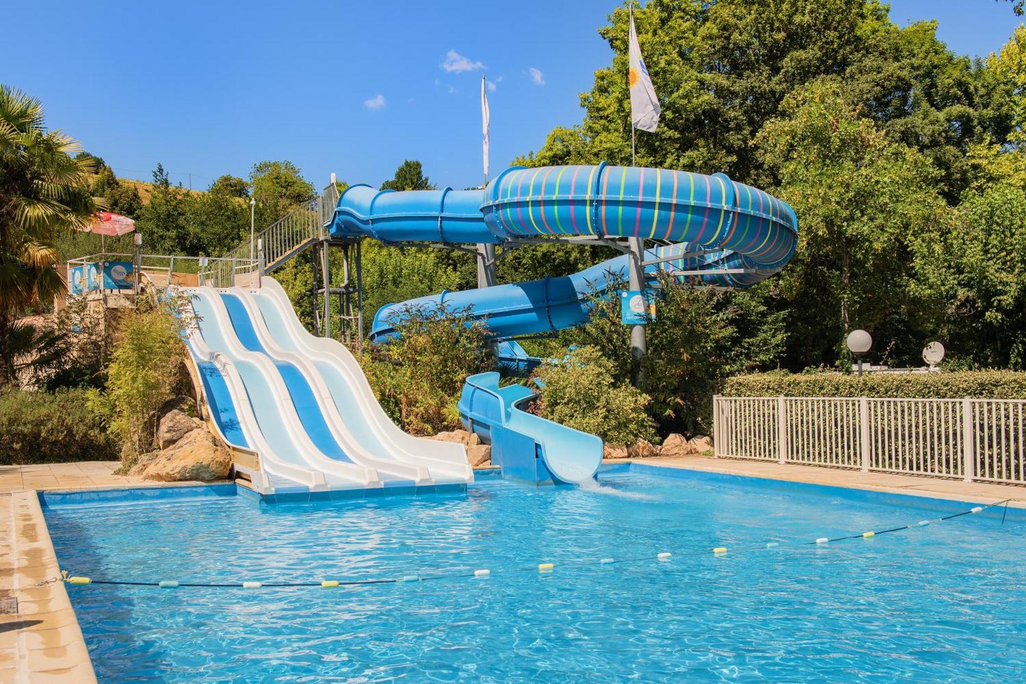 Camping Rcn Le Moulin De La Pique Belvès Esterno foto